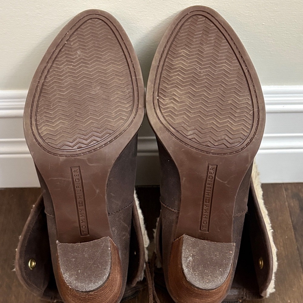 Tommy Hilfiger Brown Cuffed Heeled Boots - Picture 6 of 10